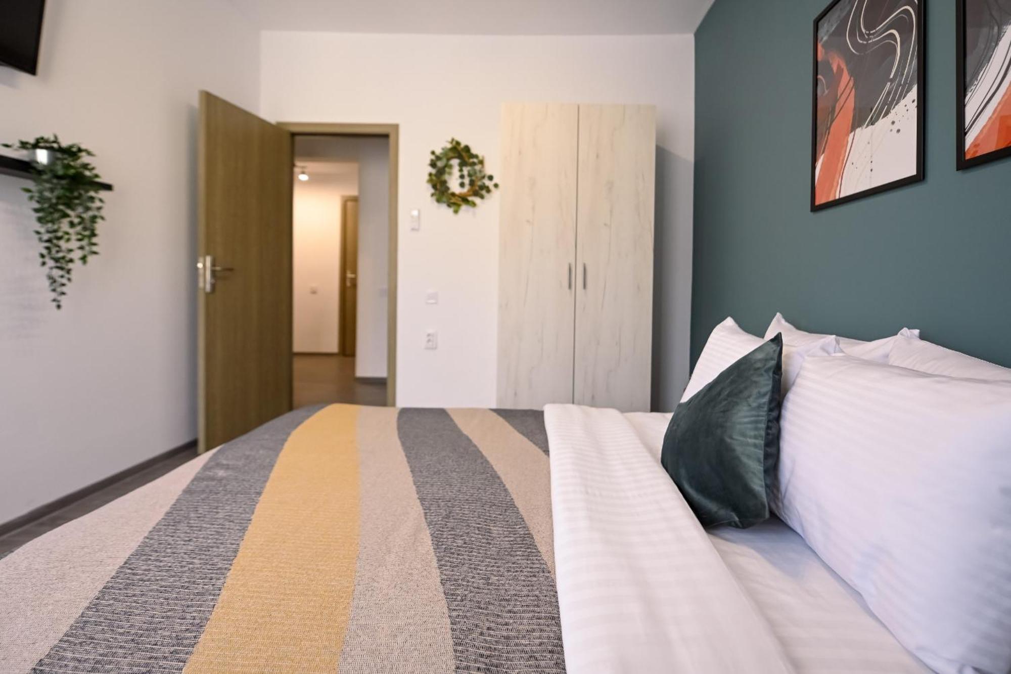 Old Town Charm - Modern & Comfortable Accommodation In The Heart Of The City Bucharest Exterior photo
