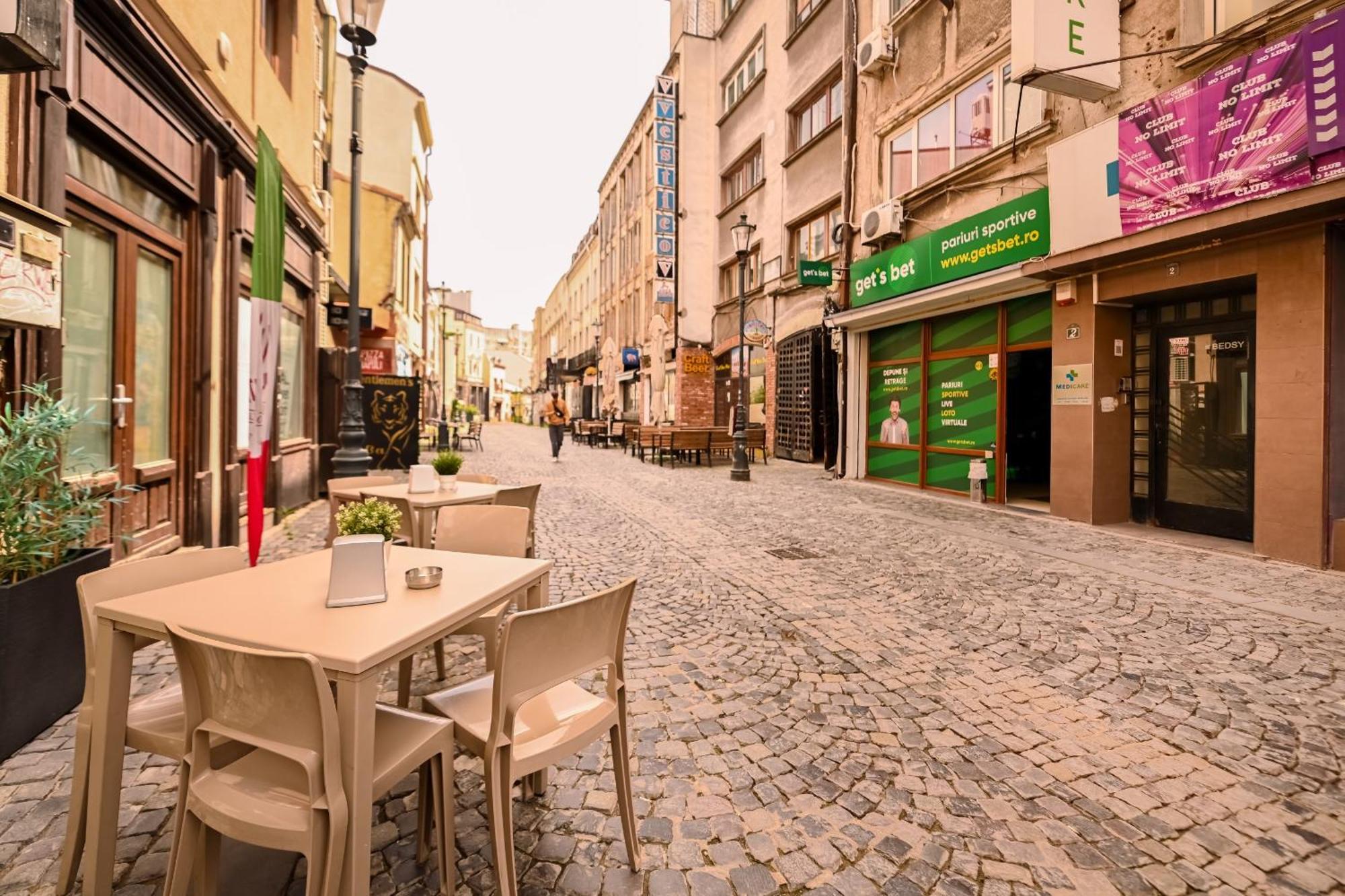 Old Town Charm - Modern & Comfortable Accommodation In The Heart Of The City Bucharest Exterior photo